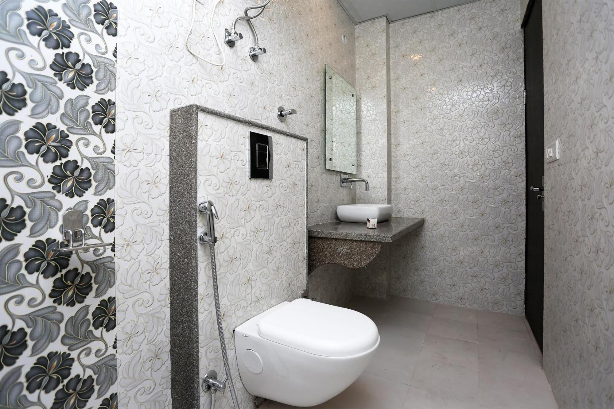 ניו דלהי Hotel O M Suites מראה חיצוני תמונה